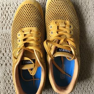 Men’s 12 1/2 suede trainers